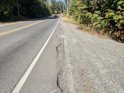 Bad Shoulders on Cedar Rd.